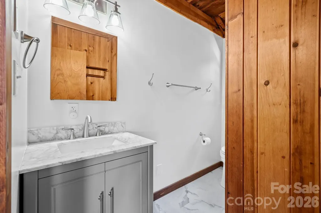 72 Ed Debruhl Road Alexander NC 28701