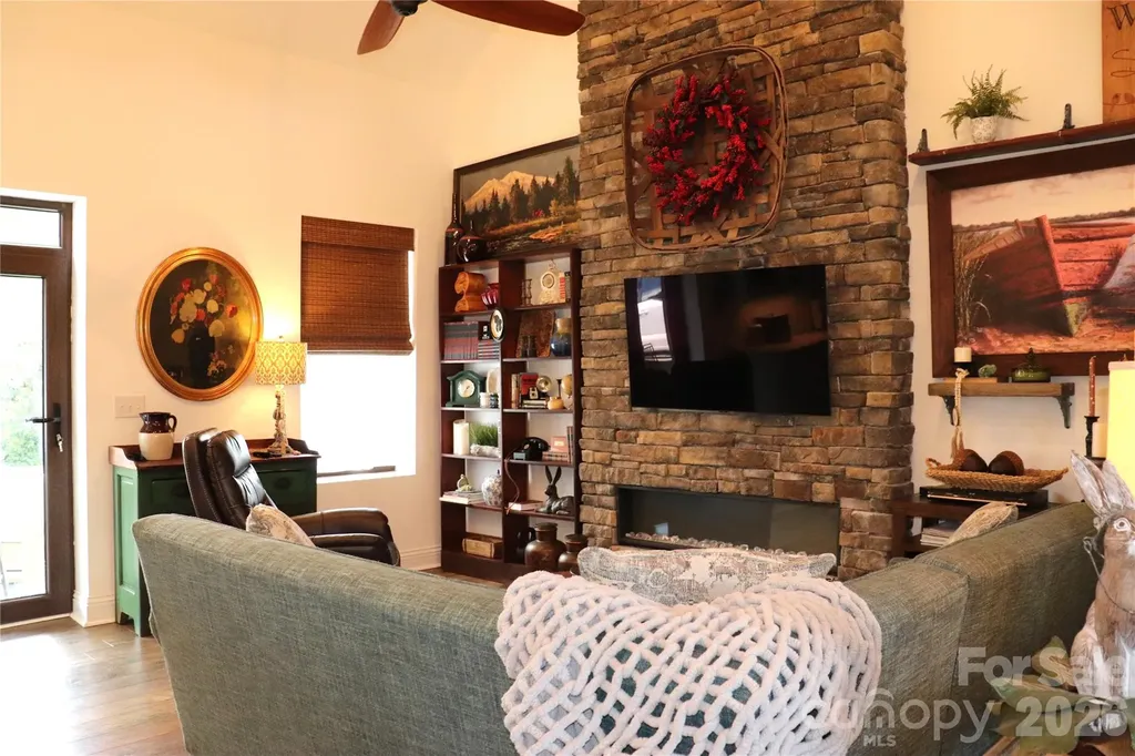 119 Hill Street Granite Falls NC 28630