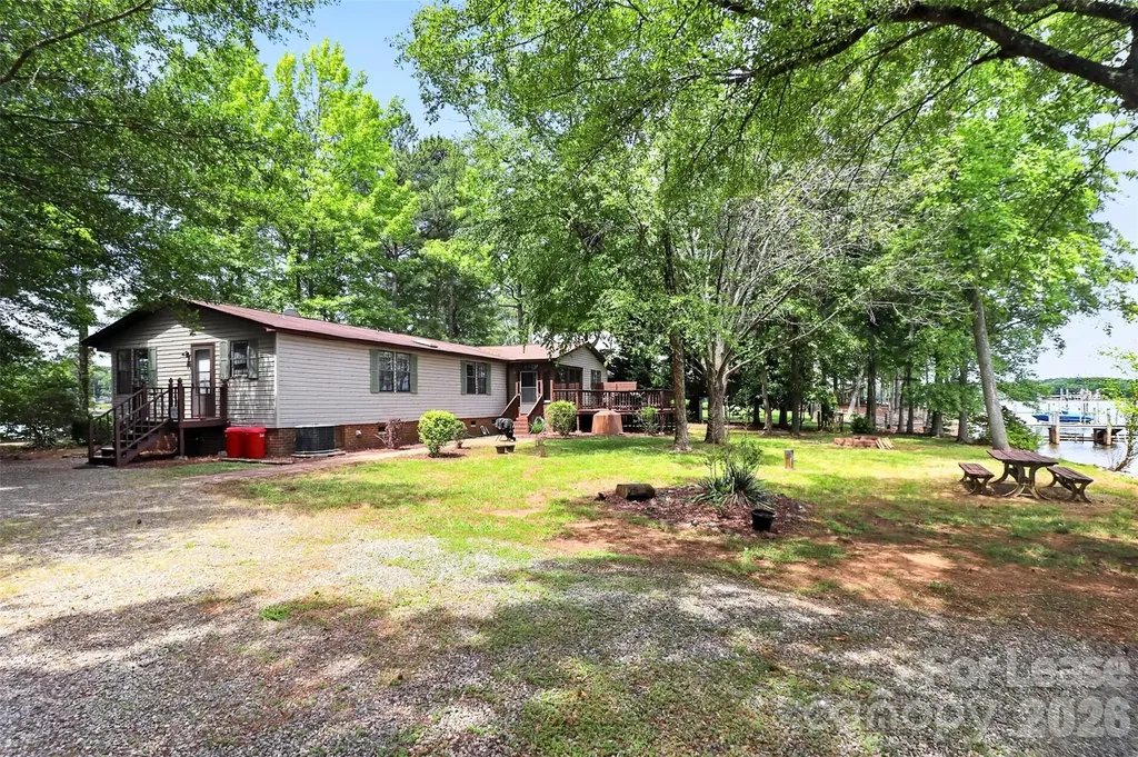 120 Stepaside Lane Mooresville NC 28117