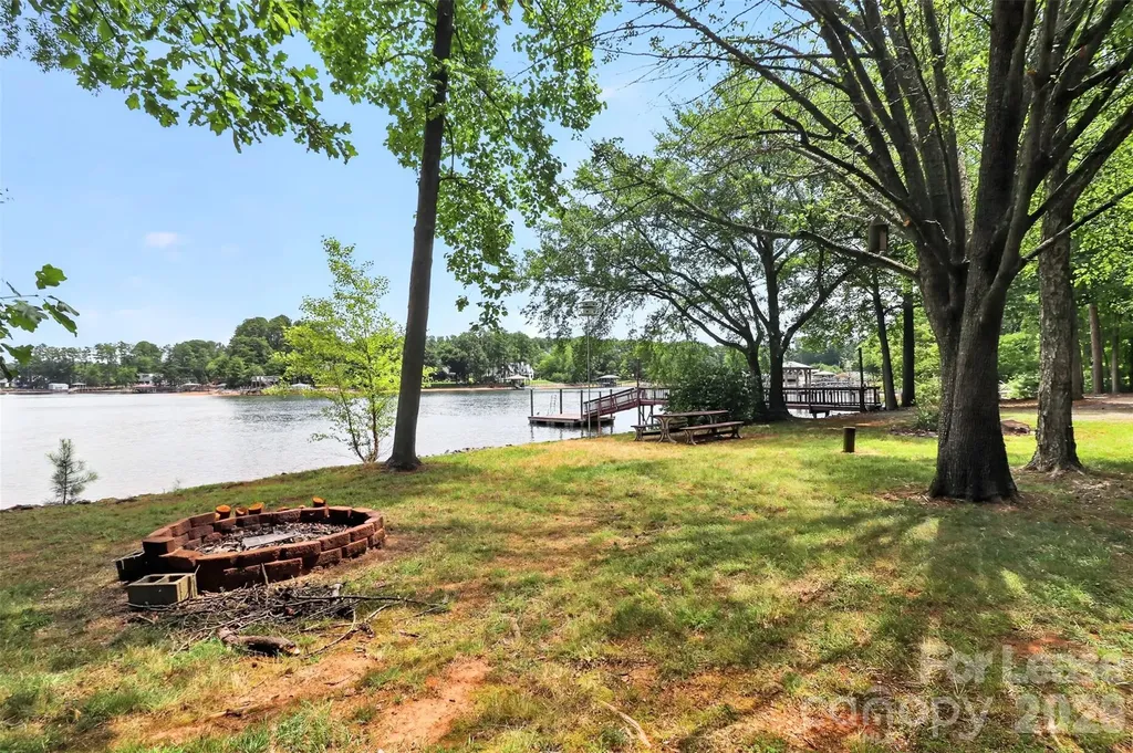 120 Stepaside Lane Mooresville NC 28117