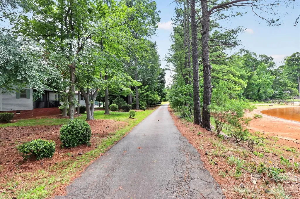 120 Stepaside Lane Mooresville NC 28117