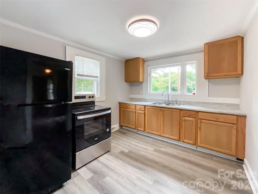 307 Leonard Avenue Albemarle NC 28001