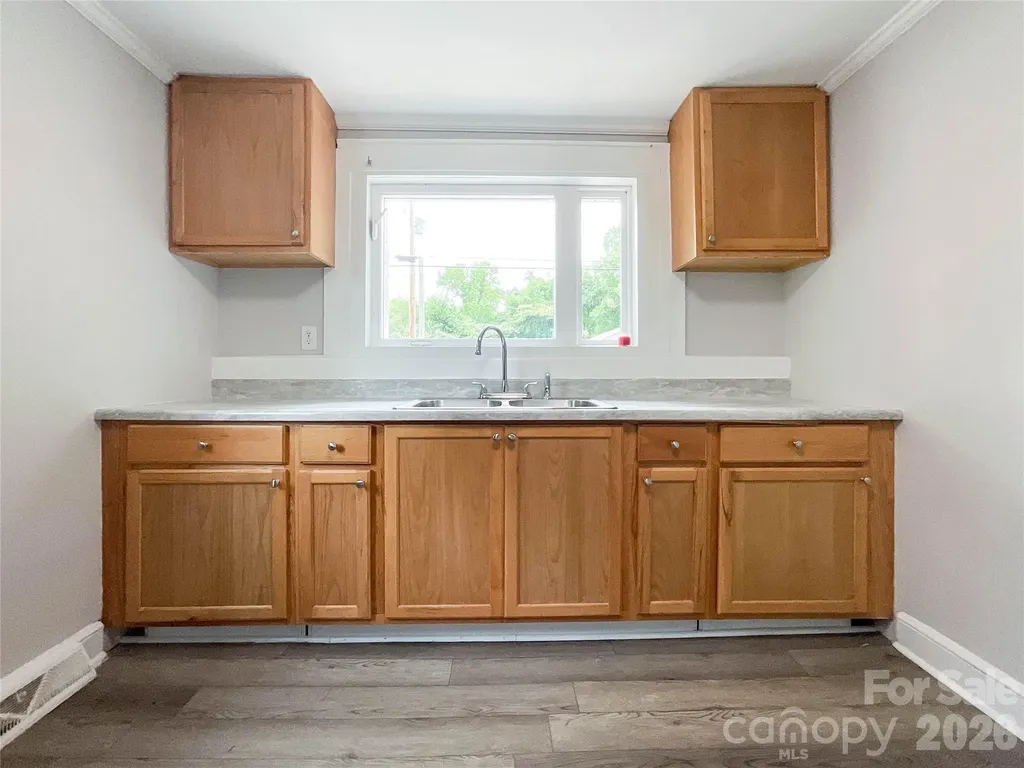 307 Leonard Avenue Albemarle NC 28001