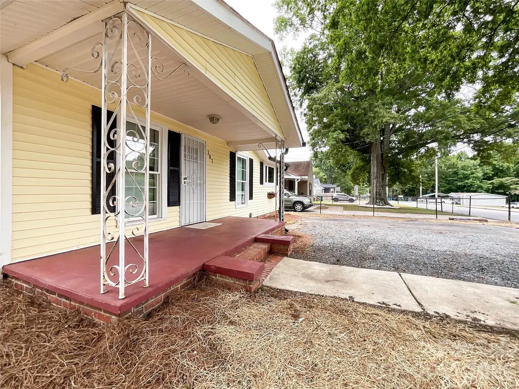 307 Leonard Avenue Albemarle NC 28001
