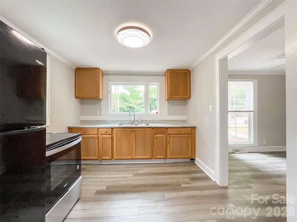 307 Leonard Avenue Albemarle NC 28001