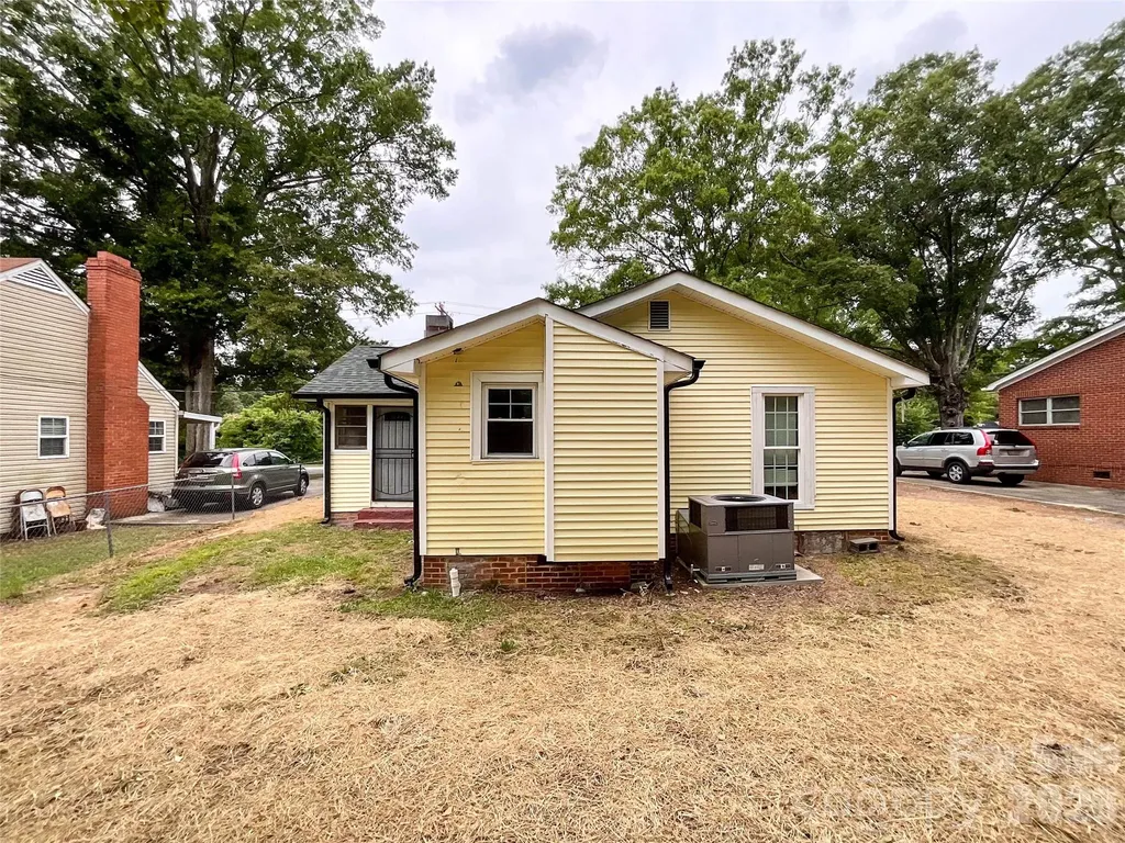 307 Leonard Avenue Albemarle NC 28001