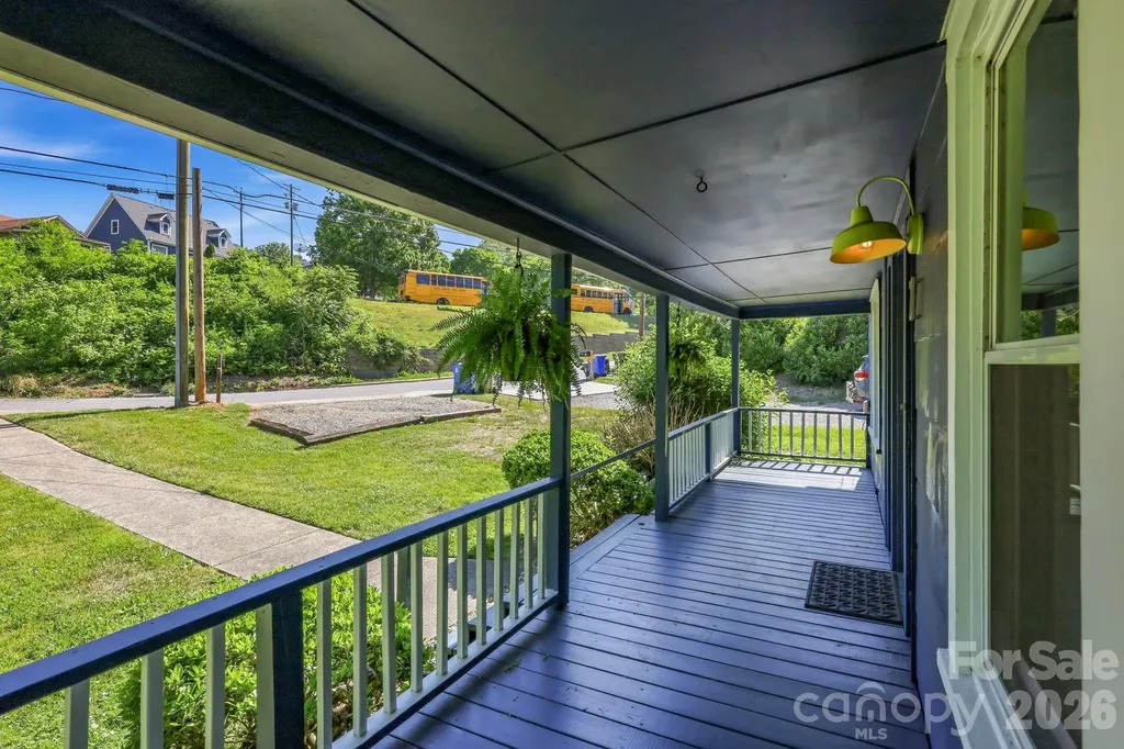 21 Clemmons Street Asheville NC 28801