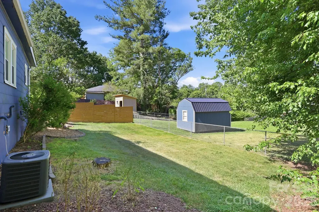 21 Clemmons Street Asheville NC 28801