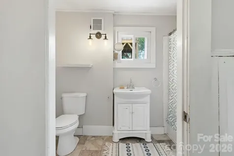 21 Clemmons Street Asheville NC 28801