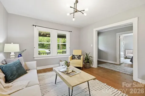 21 Clemmons Street Asheville NC 28801