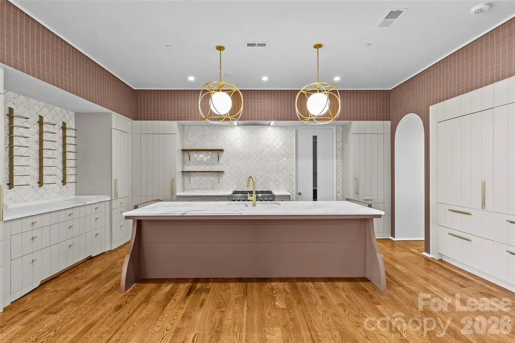 1172 Queens Road Charlotte NC 28207