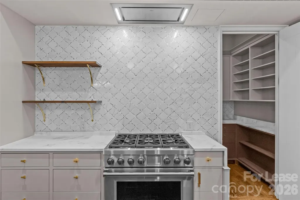 1172 Queens Road Charlotte NC 28207