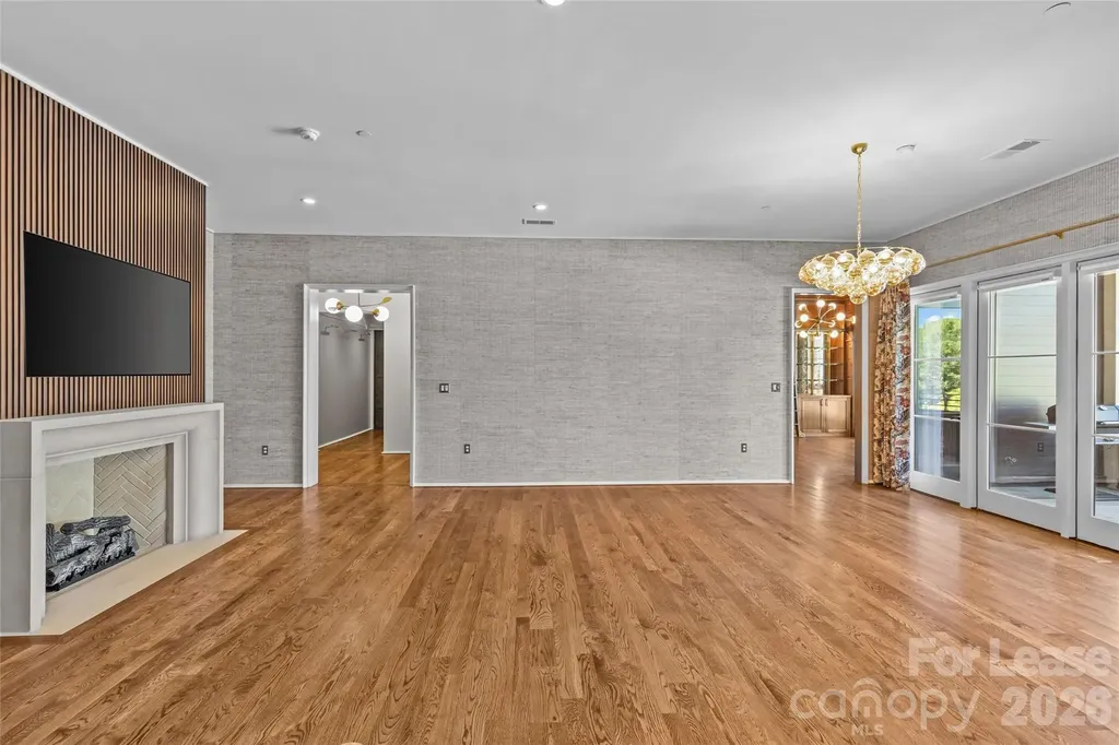 1172 Queens Road Charlotte NC 28207