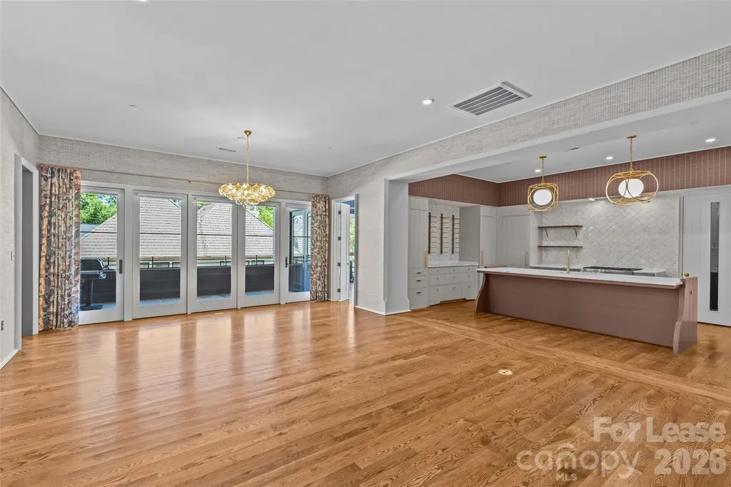 1172 Queens Road Charlotte NC 28207