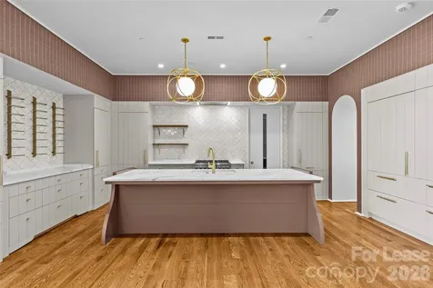 1172 Queens Road Charlotte NC 28207