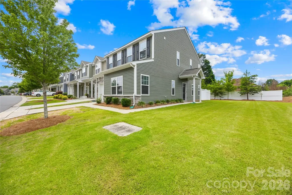 7447 Jane Parks Way Charlotte NC 28217