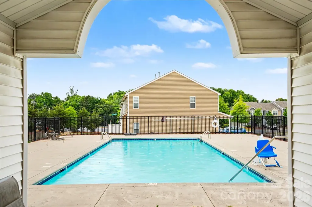 7447 Jane Parks Way Charlotte NC 28217