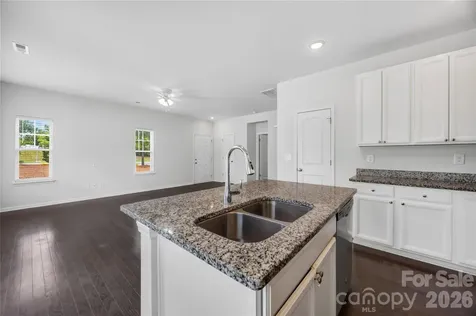 7447 Jane Parks Way Charlotte NC 28217
