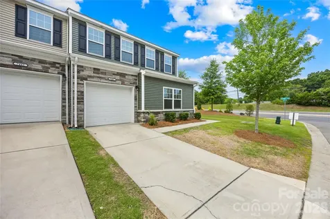 7447 Jane Parks Way Charlotte NC 28217