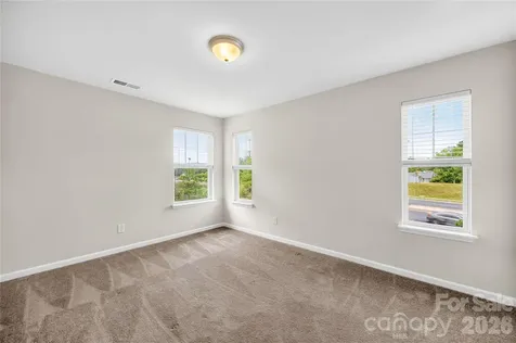 7447 Jane Parks Way Charlotte NC 28217