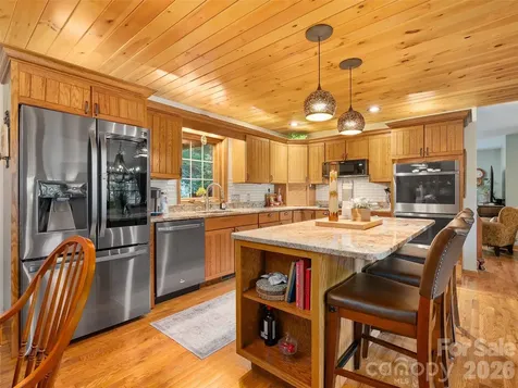233 Rocky Face Drive Canton NC 28716