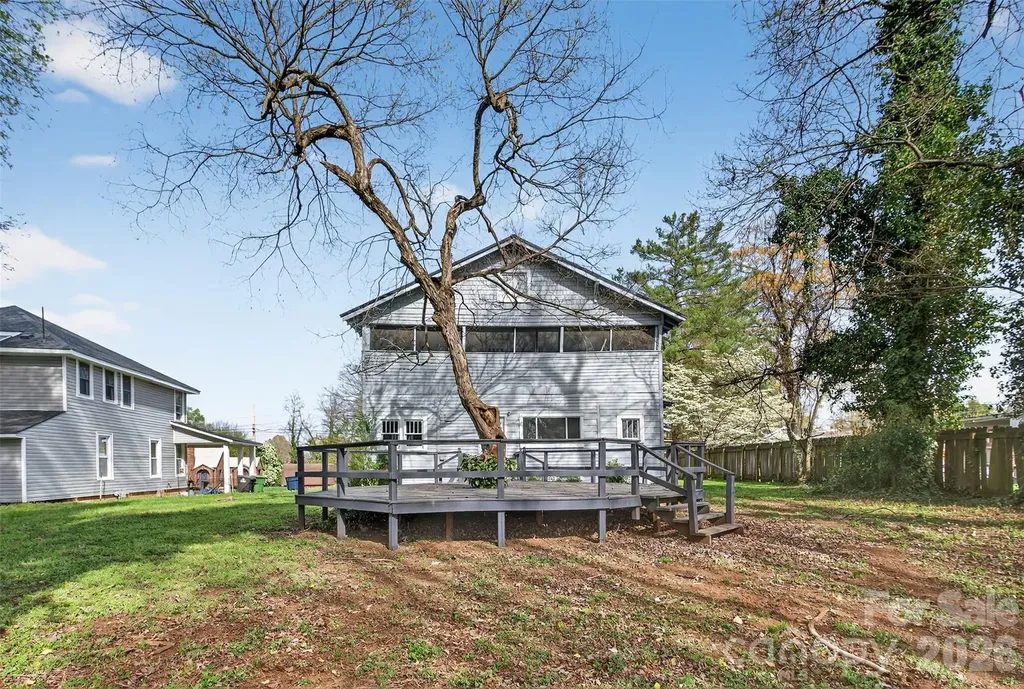 610 Westside Drive Lexington NC 27292