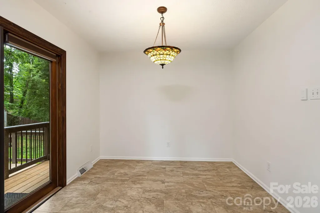 10 Botany View Court Asheville NC 28805