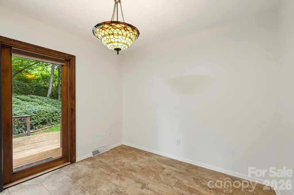 10 Botany View Court Asheville NC 28805