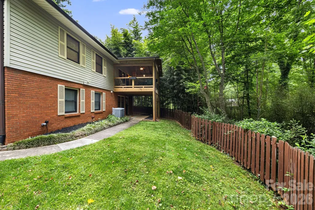 10 Botany View Court Asheville NC 28805