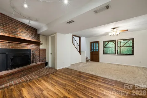 10 Botany View Court Asheville NC 28805