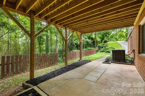 10 Botany View Court Asheville NC 28805