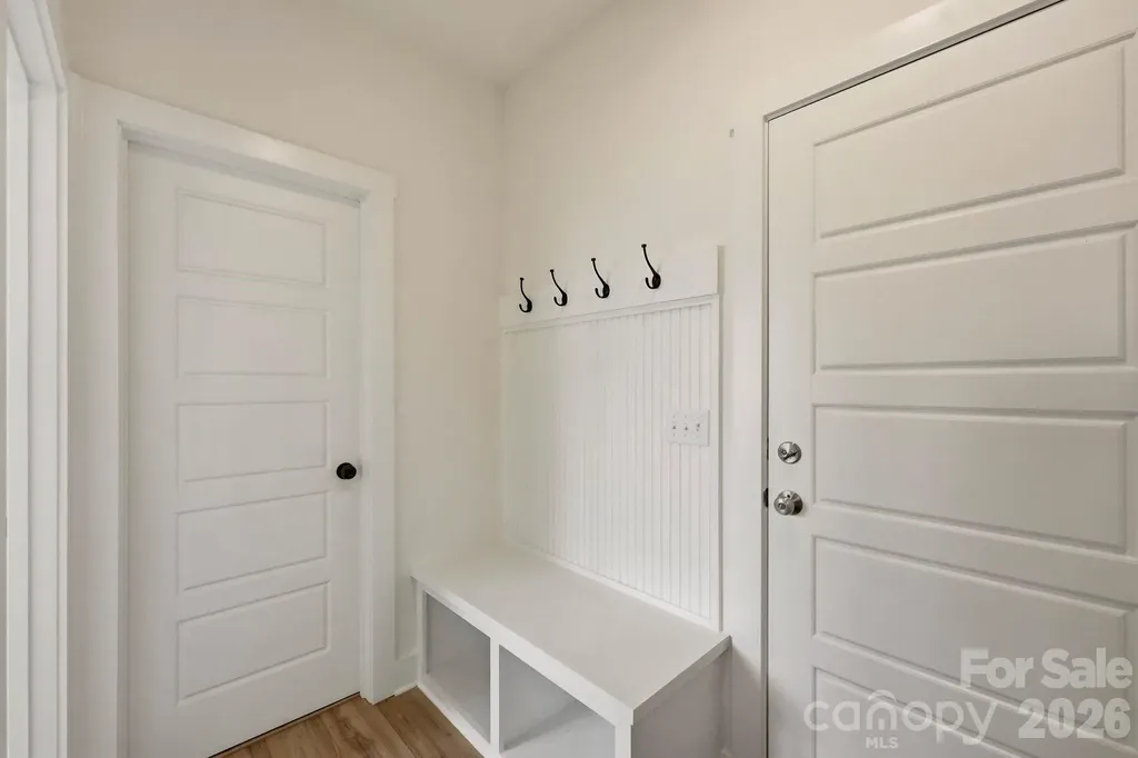 4043 Bass River Parkway Charlotte NC 28217