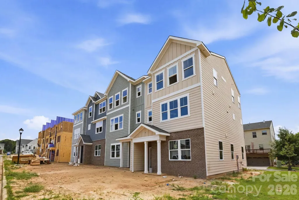 4043 Bass River Parkway Charlotte NC 28217