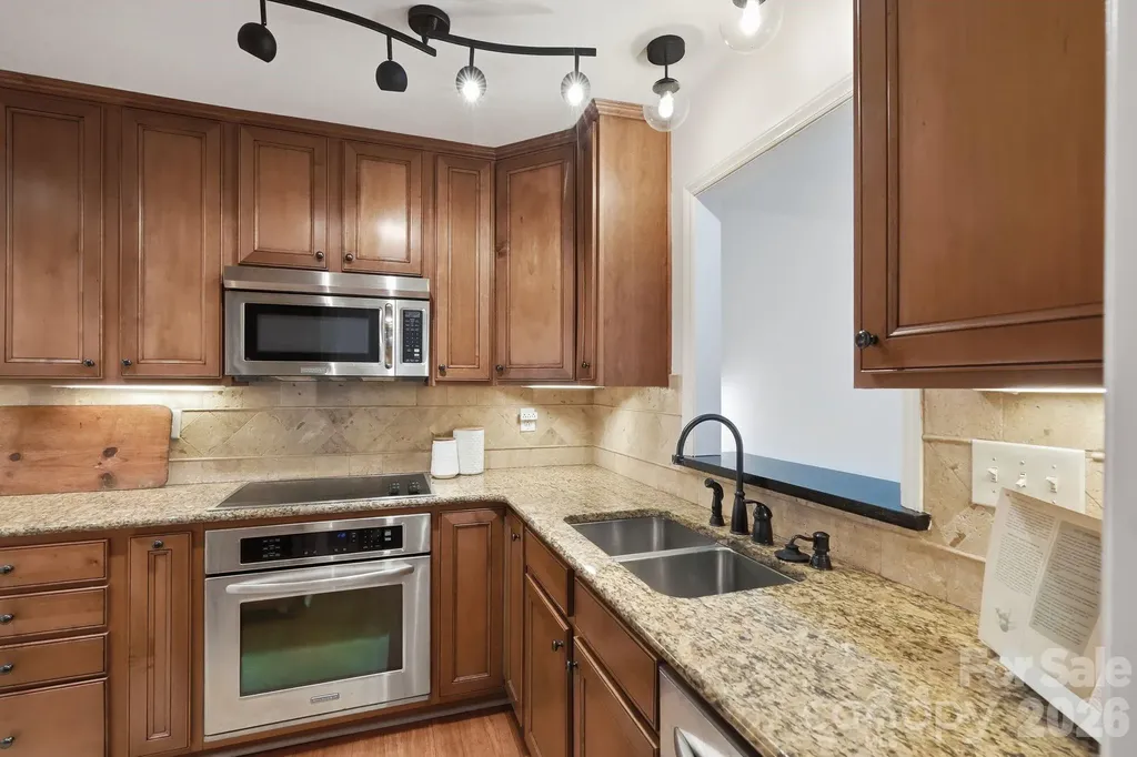 510 N Poplar Street Charlotte NC 28202