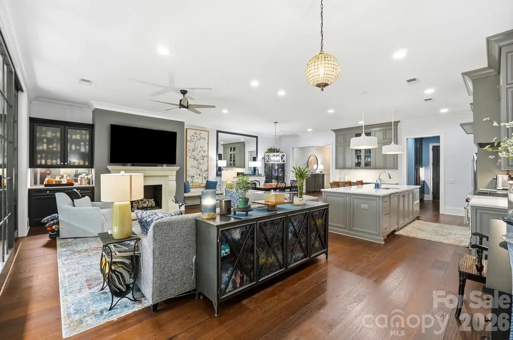 2430 Vail Avenue Charlotte NC 28207