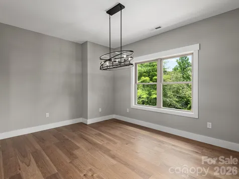 105 Sheila Wynne Drive Hendersonville NC 28732