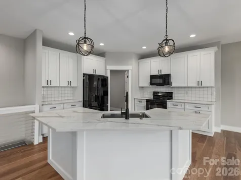 105 Sheila Wynne Drive Hendersonville NC 28732