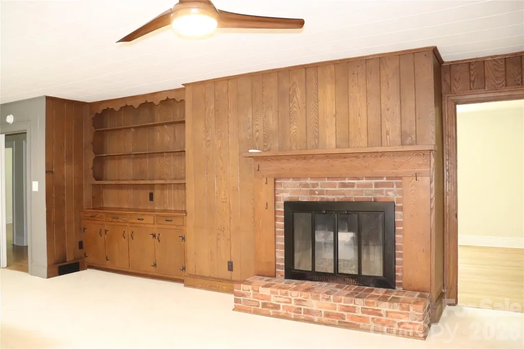 415 High Circle NW Lenoir NC 28645