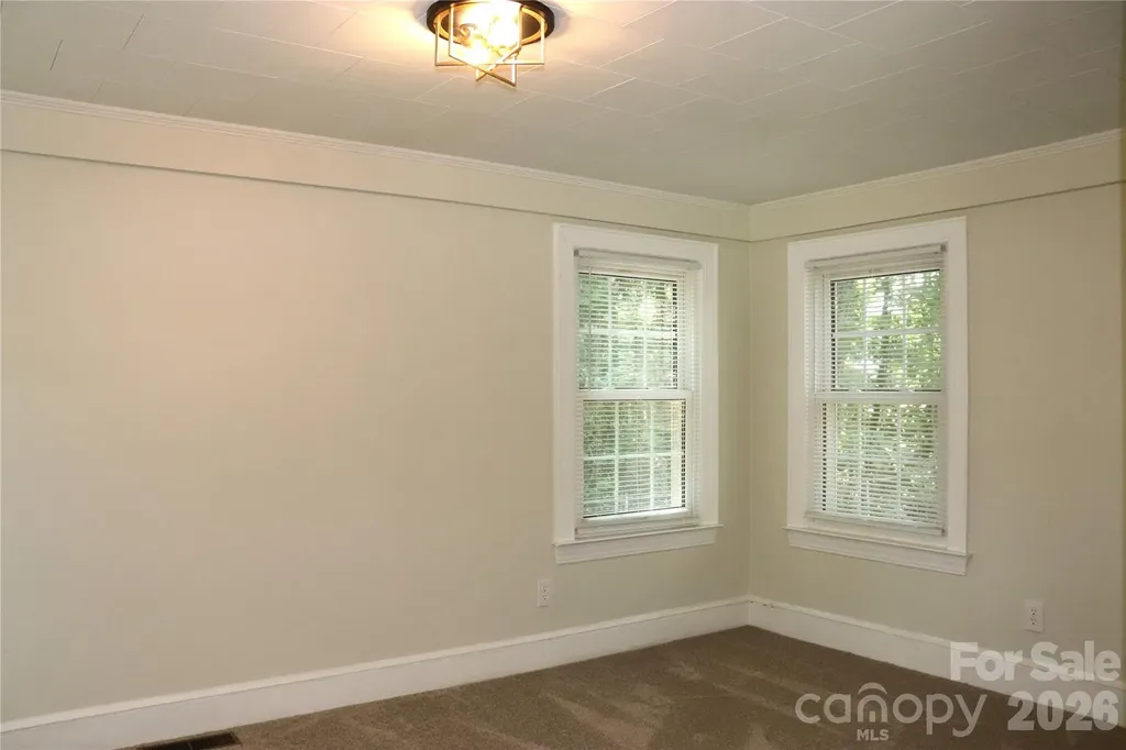 415 High Circle NW Lenoir NC 28645