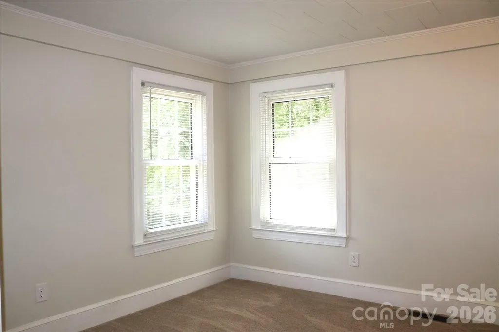415 High Circle NW Lenoir NC 28645