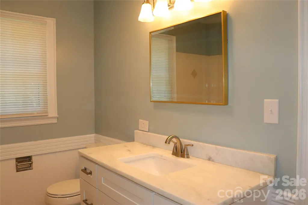 415 High Circle NW Lenoir NC 28645