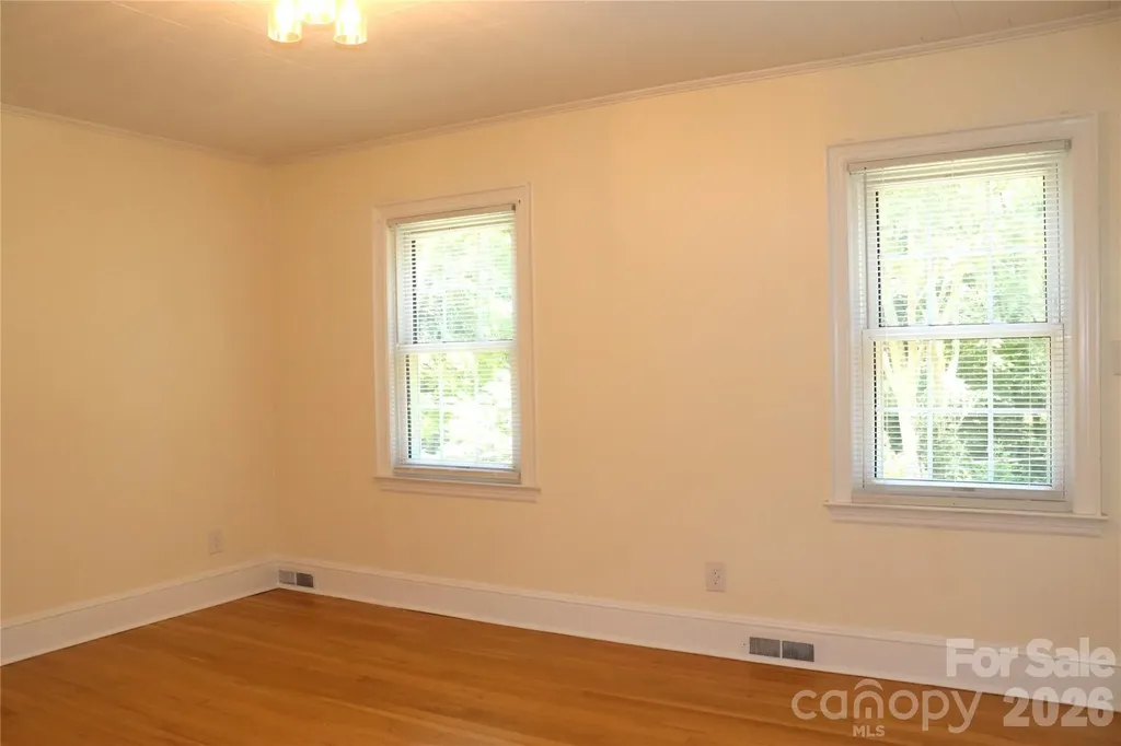 415 High Circle NW Lenoir NC 28645