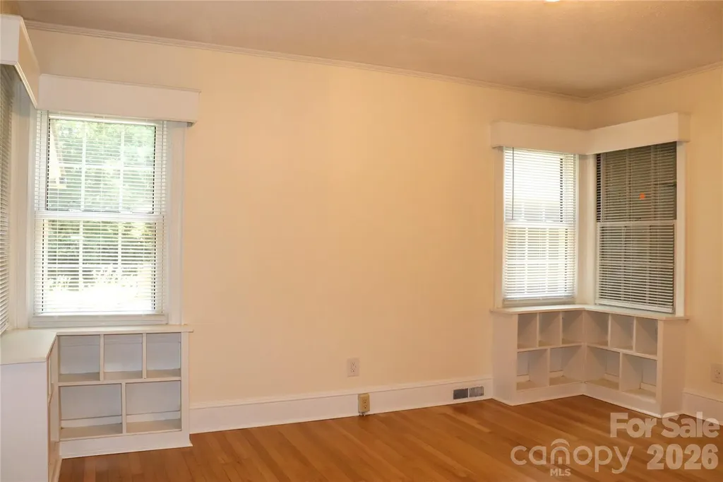 415 High Circle NW Lenoir NC 28645