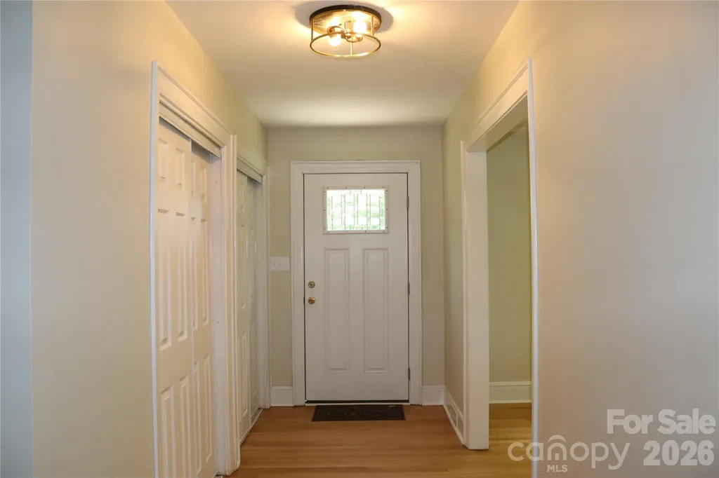 415 High Circle NW Lenoir NC 28645