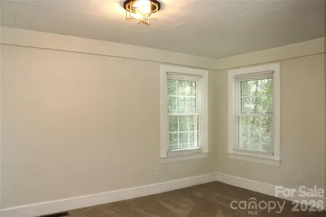 415 High Circle NW Lenoir NC 28645