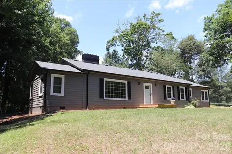 415 High Circle NW Lenoir NC 28645