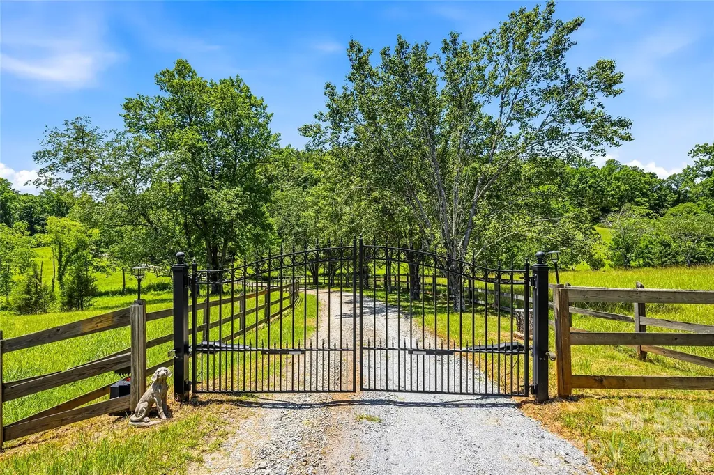 3012 Polk County Line Road Rutherfordton NC 28139