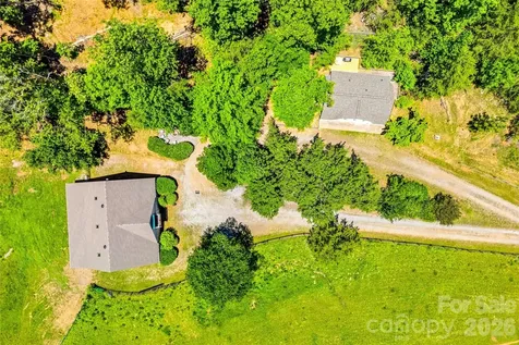 3012 Polk County Line Road Rutherfordton NC 28139