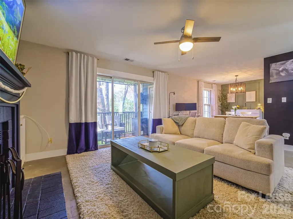 3300 Selwyn Farms Lane Charlotte NC 28209