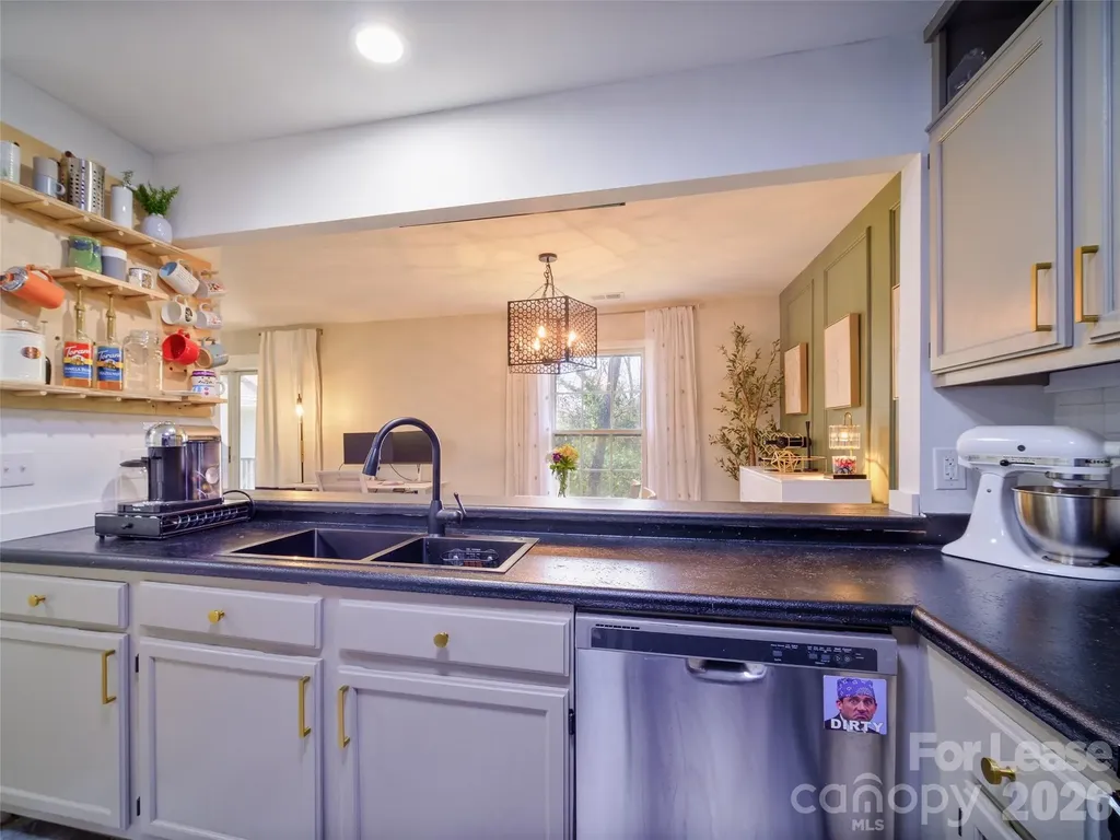 3300 Selwyn Farms Lane Charlotte NC 28209